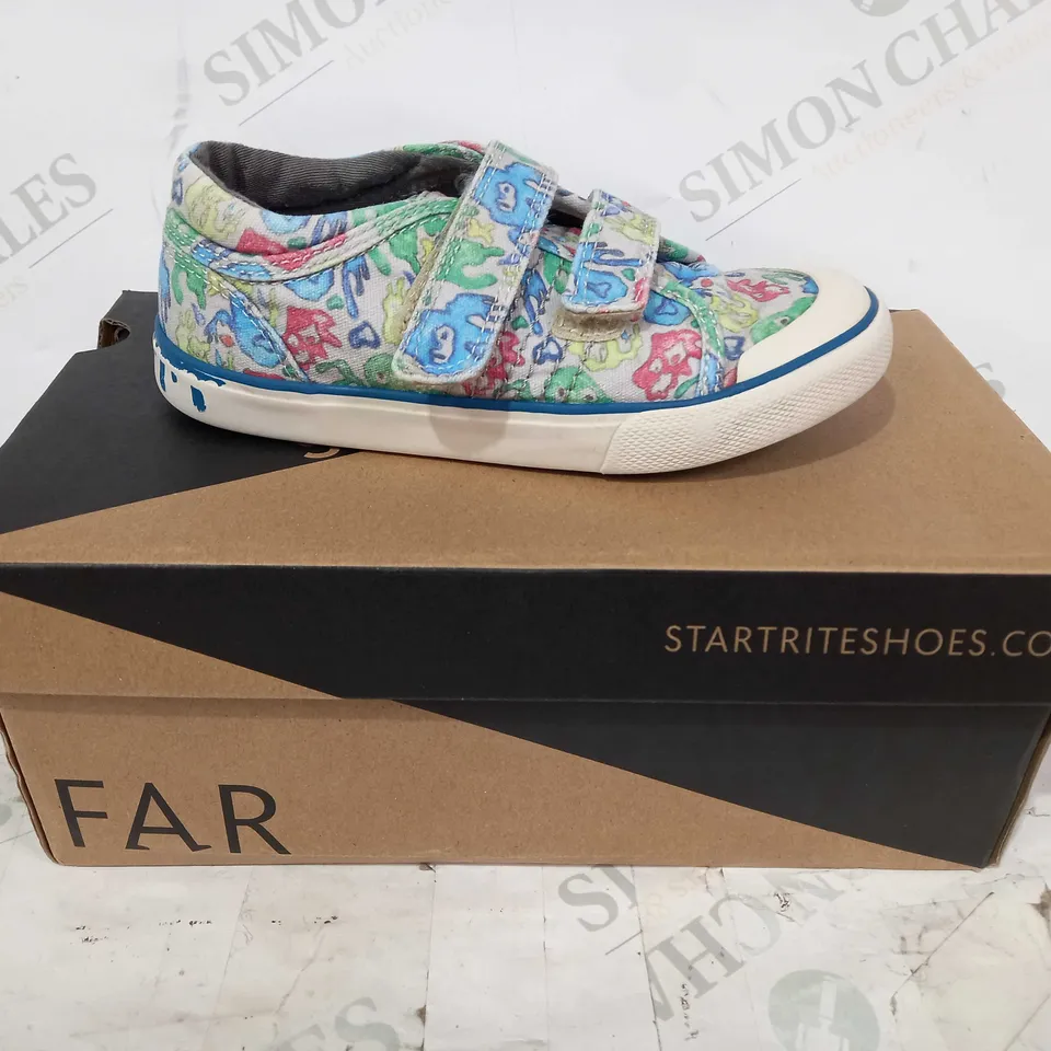 BOXED PAIR OF START RITE SLIME MONSTER CANVAS CHILDREN'S SHOES IN MULTICOLOUR SIZE 9.5F