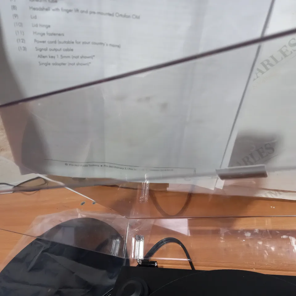 BOXED PRO-JECT PRIMARY E TURNTABLE