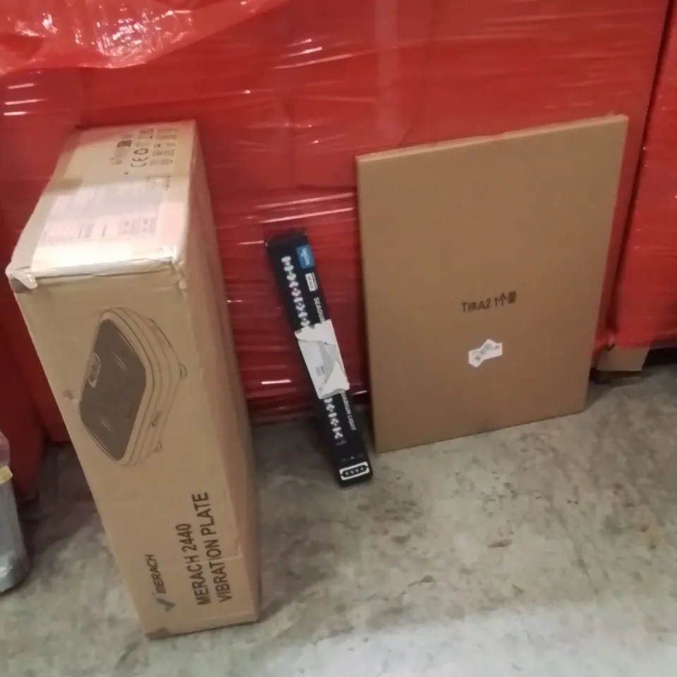 PALLET OF ASSORTED HOUSEHOLD GOODS AND PRODUCTS TO INCLUDE;VIBRATION PLATE,LED LIGHT,PICTURE FRAME 