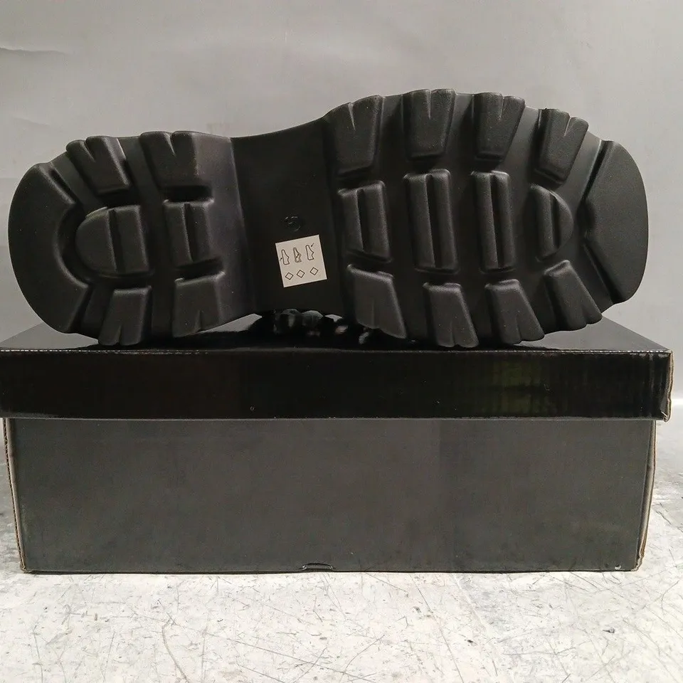BOXED PAIR OF KOI SIMA STUDDED PLATFORM BALLET SHOES IN BLACK - UK 5