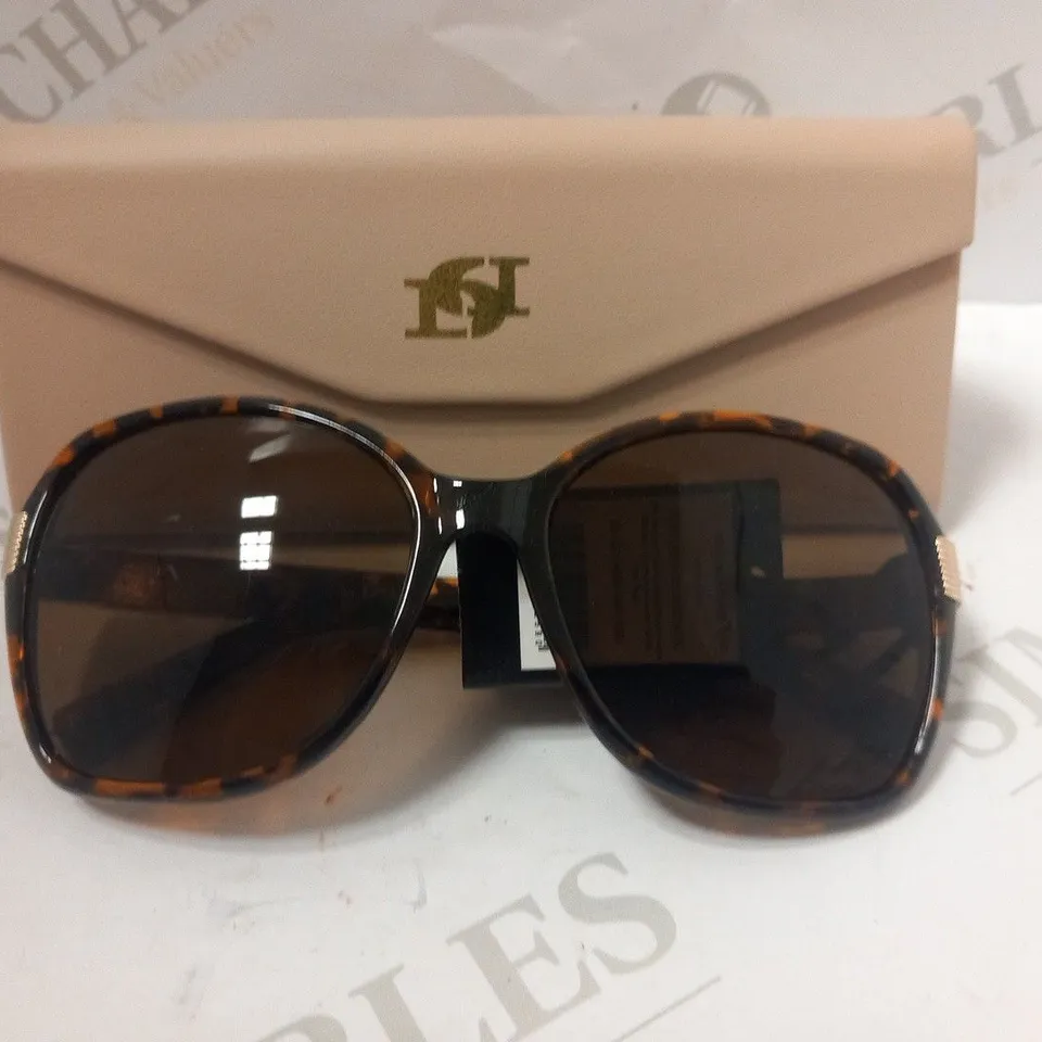 DUNE GRENNADA SUNGLASSES