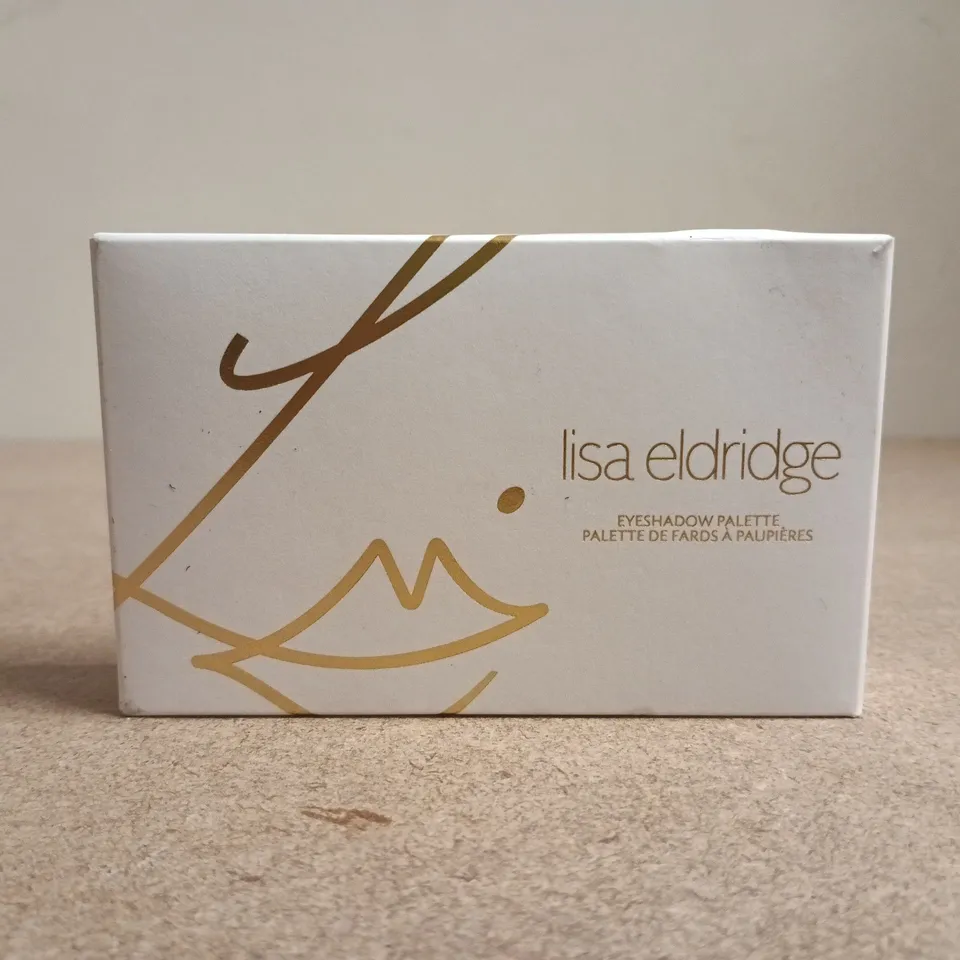 LISA ELRIDGE EYESHADOW PALETTE - BETTY