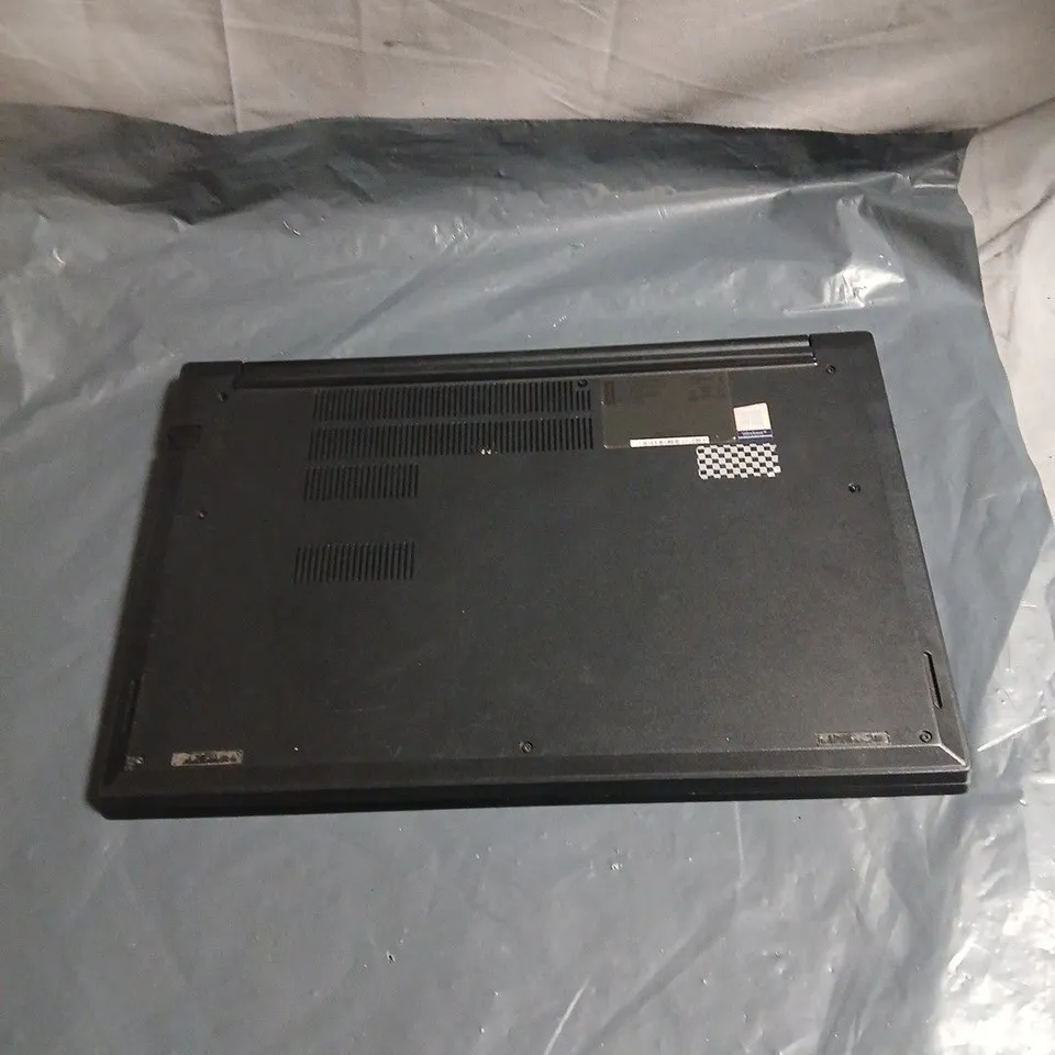 LENOVO THINKPAD E15