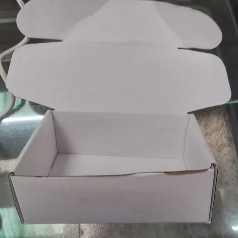 PALLET OF GIFT BOXES
