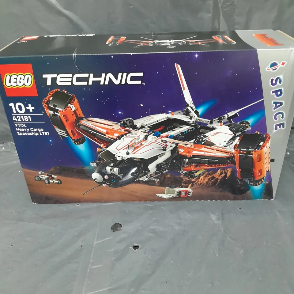 BOXED LEGO TECHNIC VTOL HEAVY CARGO SPACESHIP - 42181