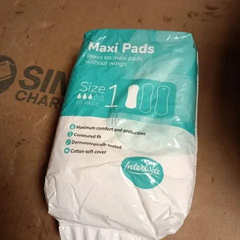 APPROXIMATELY 6 ASSORTED COSMETIC ITEMS INCLUDING MAXI PADS AND COTTON BALLS