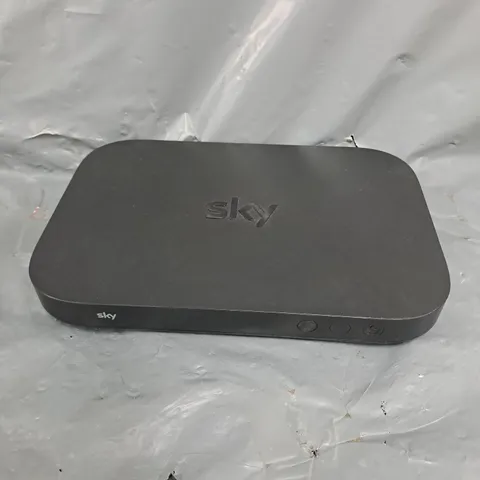 SKY EM150Q MINI BOX 