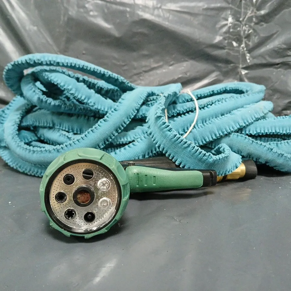 GRUMPY GARDENER REINFORCED EXPANDABLE HOSE WITH ACCESSORIES