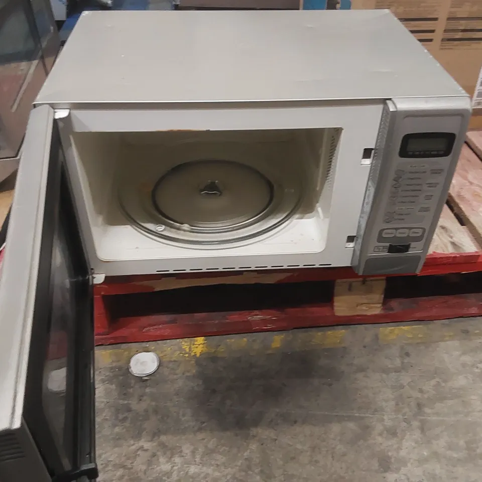 SHARP 900W MICROWAVE OVEN