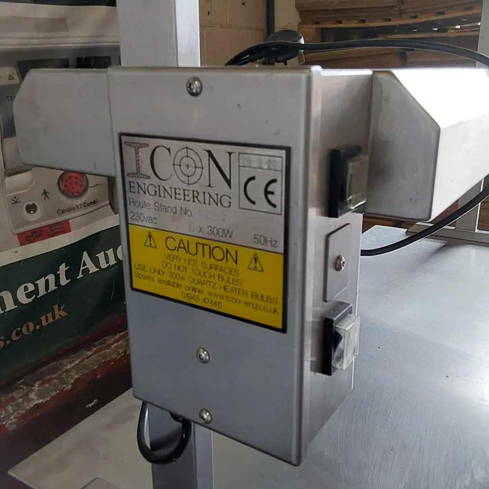 ICON ENGINEERING TWIN LEVEL ROUTE STAND HOT RACK