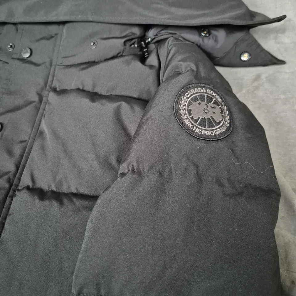 Canada Goose Wyndham Parka – Men’s, Black, Size S/P