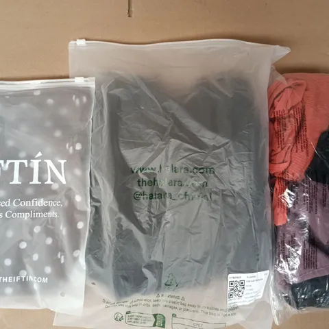 APPROXIMATELY 20 ASSORTED CLOTHING AND FASHION PRODUCTS IN VARIOUS STYLES AND SIZES - COLLECTION ONLY