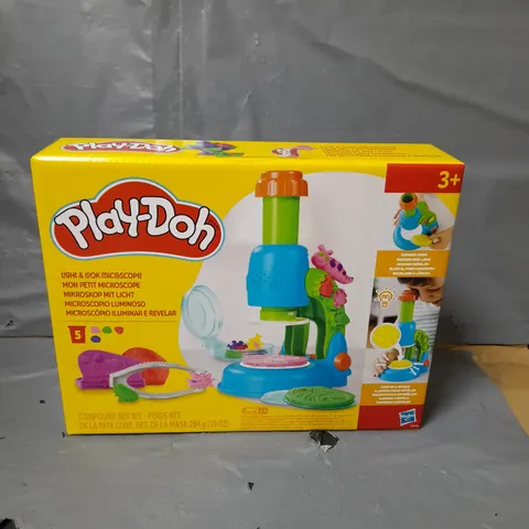 PLAY-DOH LIGHT AND LOOK MICROSCOPE PLAYSET