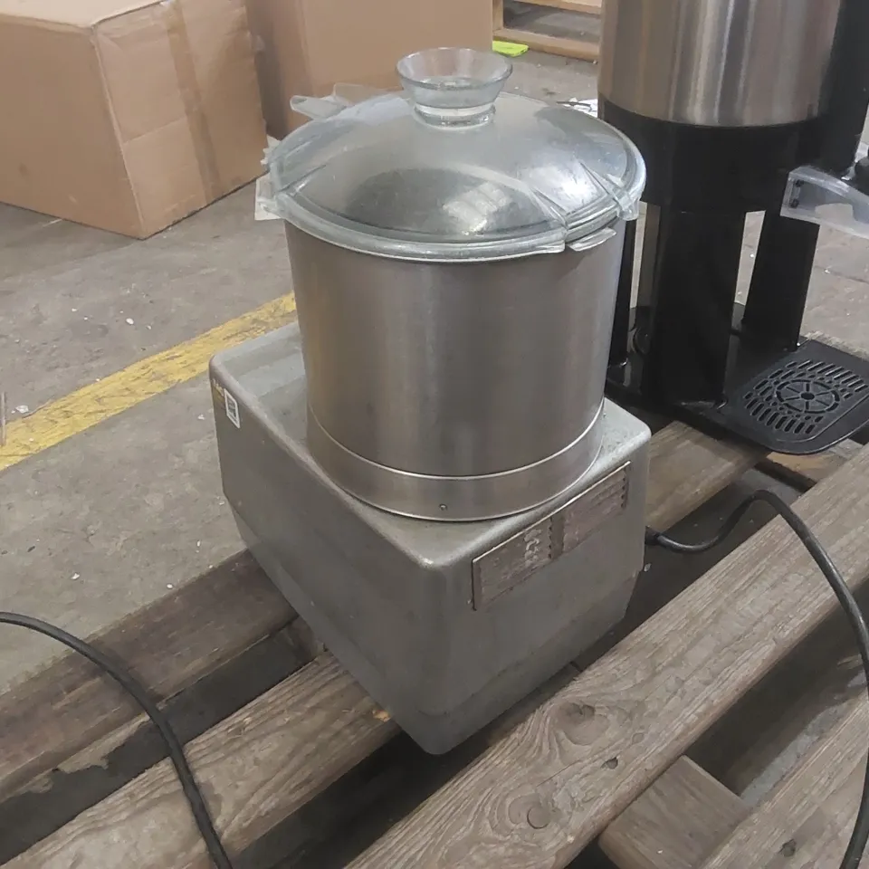 ROBOT COUPE R401 COMMERCIAL FOOD PROCESSOR
