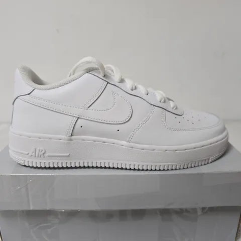 NIKE AIR FORCE 1 LE (GS) WHITE/WHITE UK 6Y