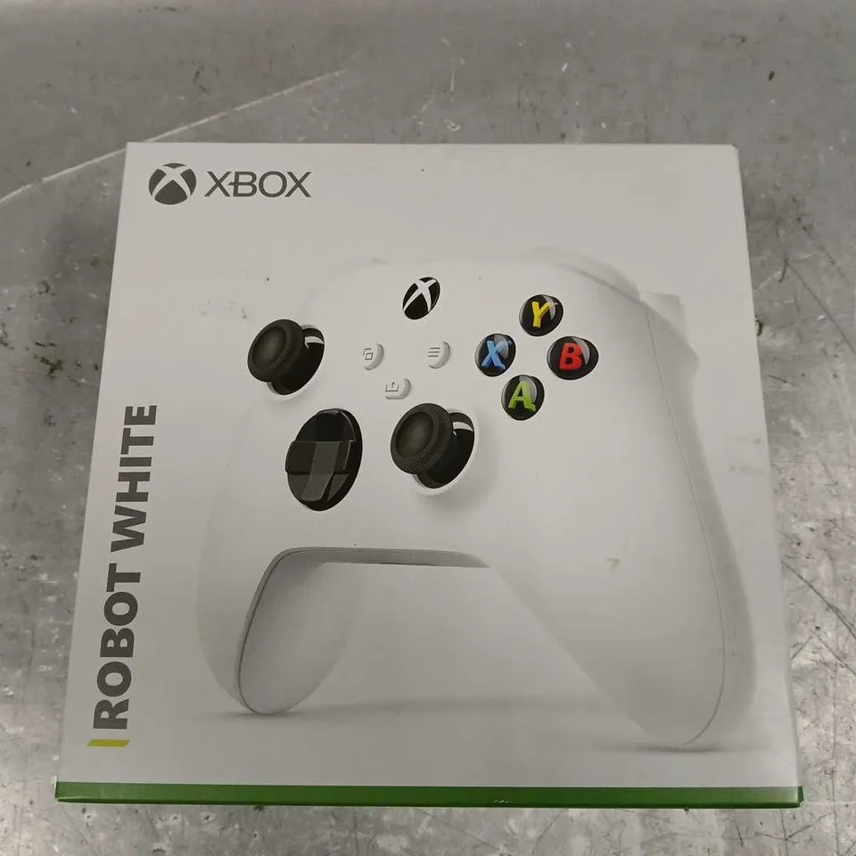 BOXED XBOX WIRELESS CONTROLLER