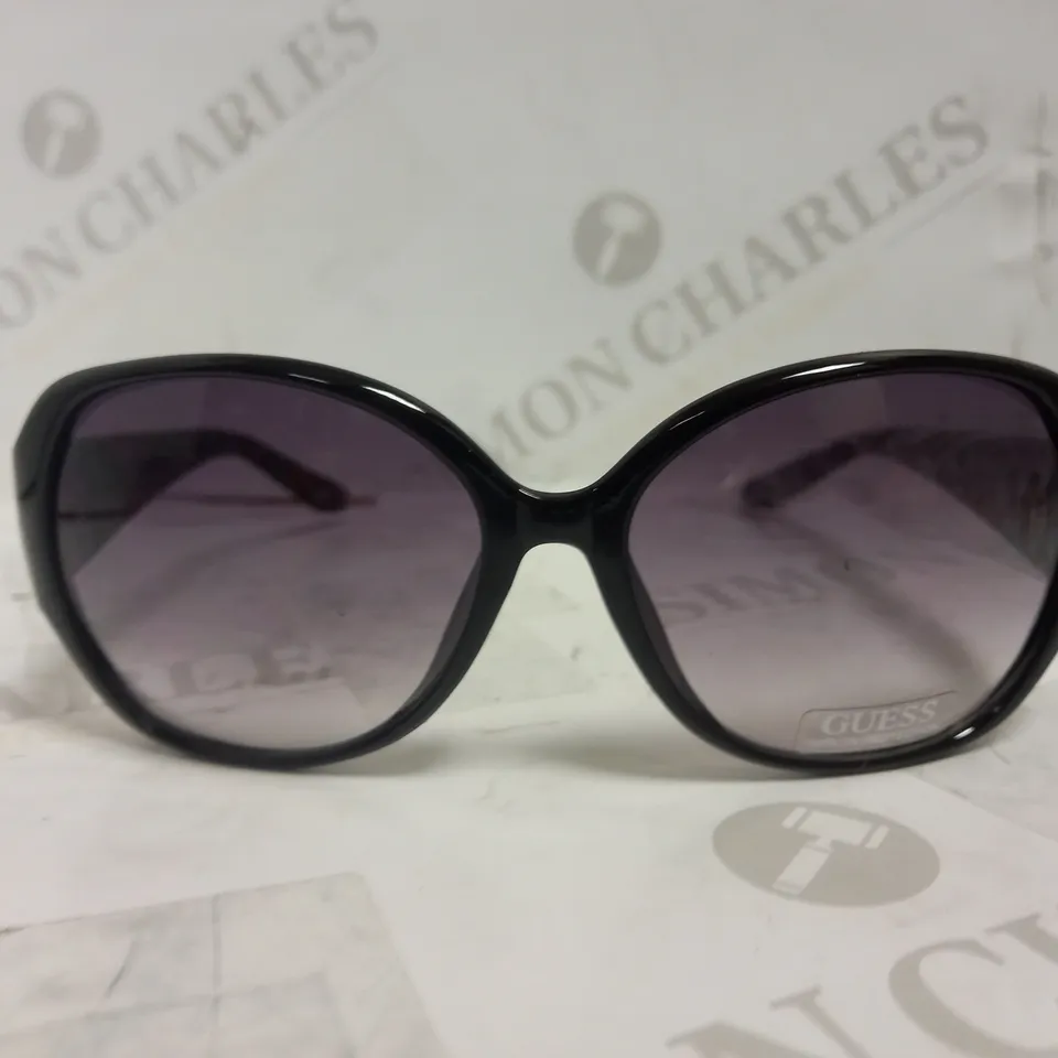 GUESS-STYLE OVERSIZES LEOPARD PRINT SUNGLASSES