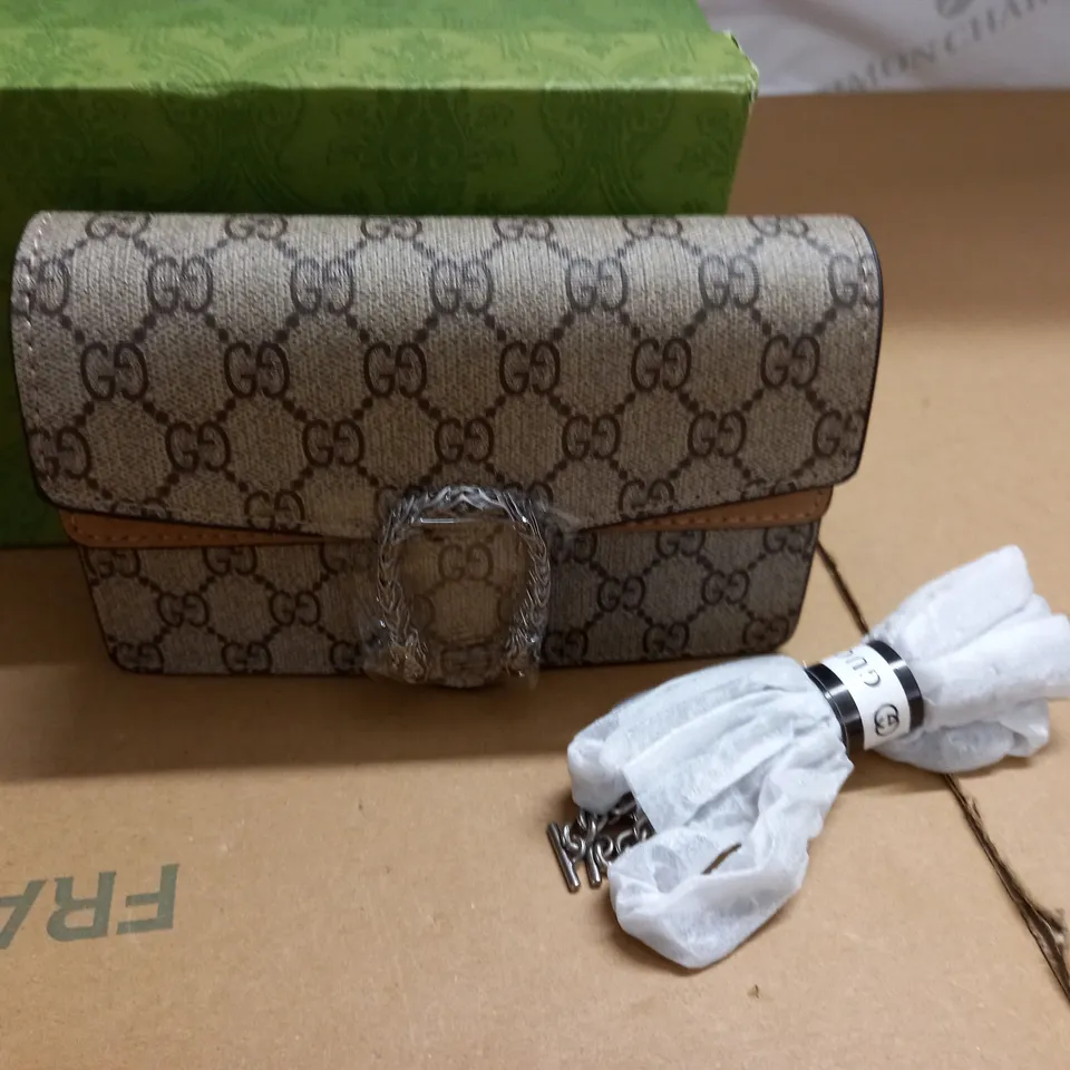 GUCCI PURSE 