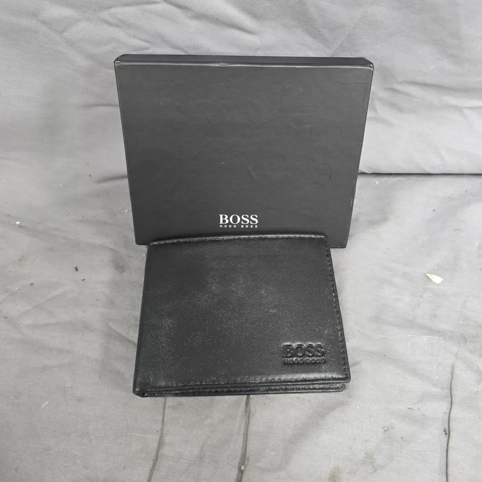 HUGO BOSS LEATHER WALLET – BLACK