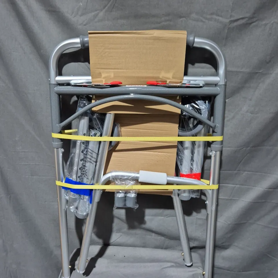 FOLDING WALKING FRAME 