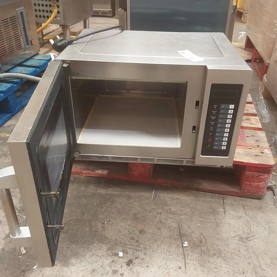 VALERA VMC 1880 HIGH CAPACITY 1800W COMMERCIAL MICROWAVE
