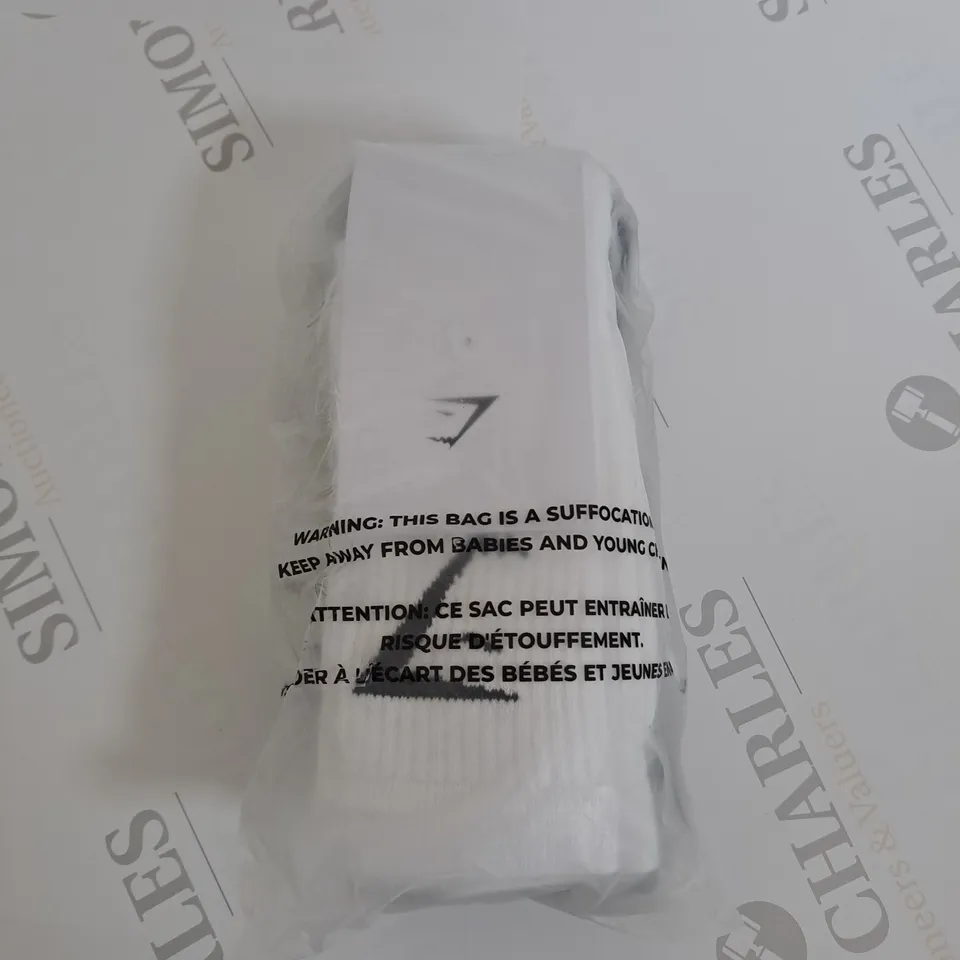 GYMSHARK CREW SOCKS - 3 PACK - SIZE S