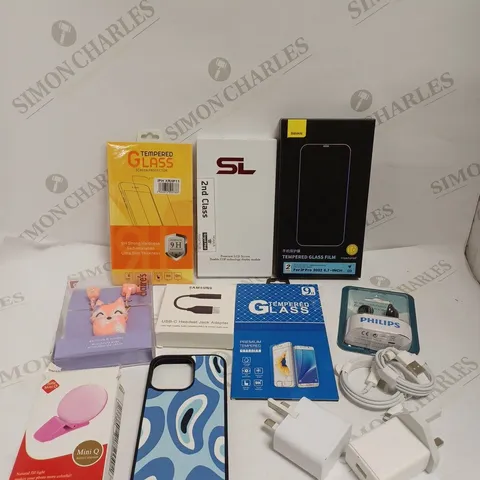 BOX OF APPROXIMATELY 30 ASSORTED SMARTPHONE AND TABLET ACCESSORIES TO INCLUDE TEMPERED GLASS FILM, EARPHONES, CASES ETC