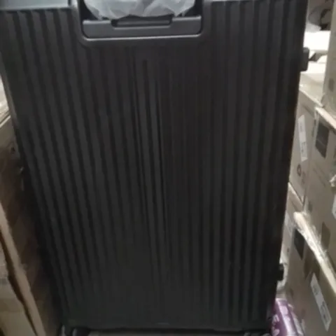 LUGG TRAVEL SUITCASE BLACK 
