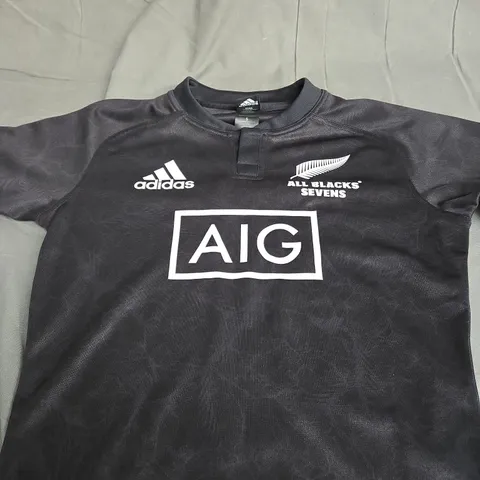 ADIDAS ALL BLACKSRUGBY JERSEY SIZE SMALL