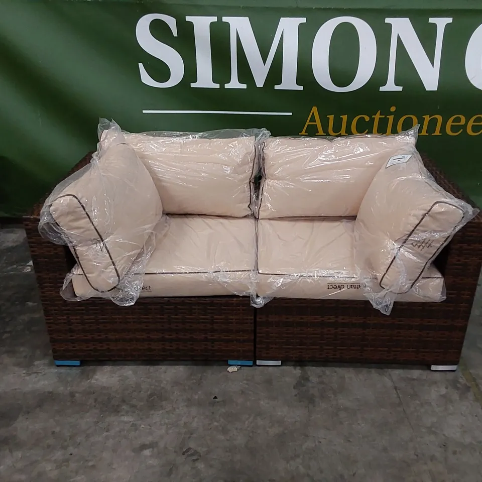 DESIGNER RATTAN GARDEN/PATIO SOFA IN CHOCOLATE MIX AND COFFEE CREAM COLOUR 