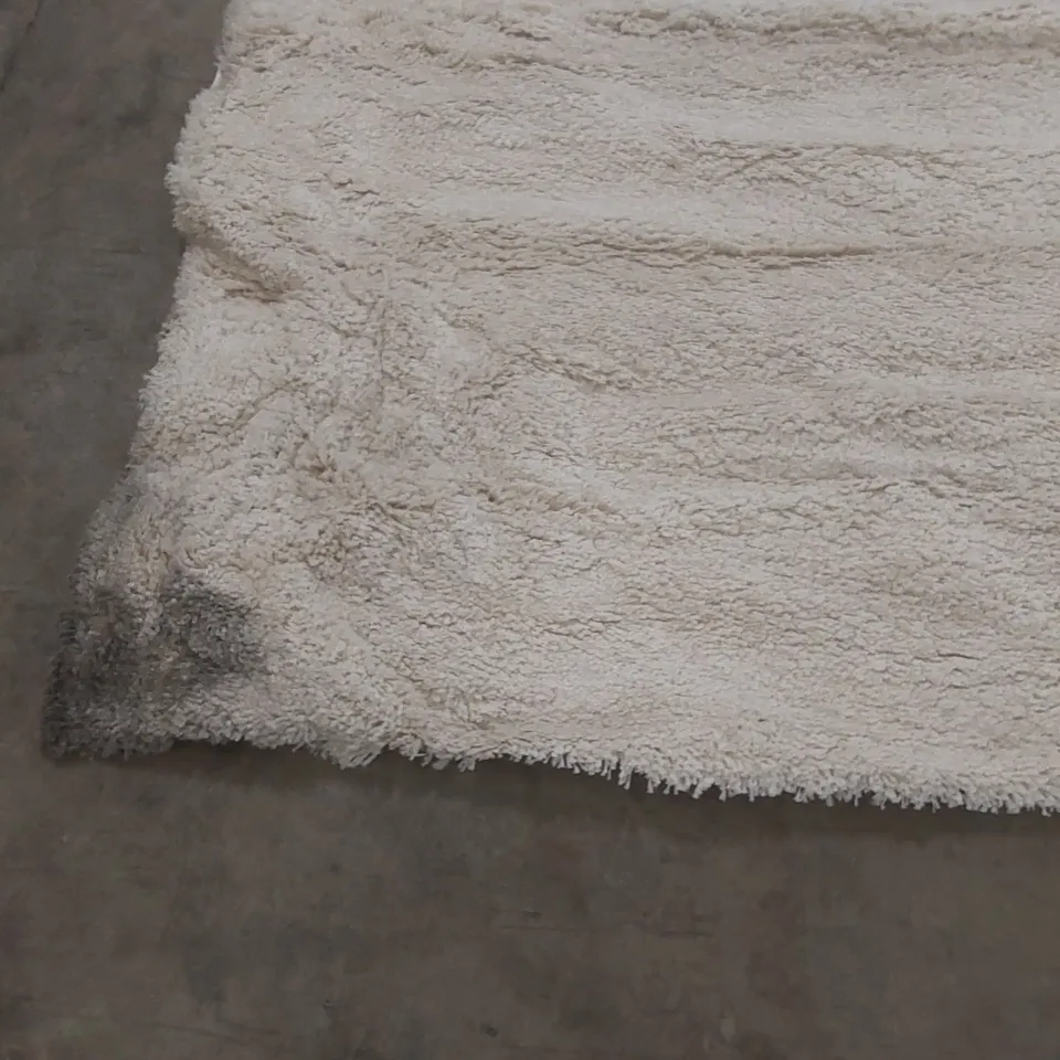 QUALITY DESIGNER AREA RUG - APPROXIMATELY 285 x 200cm