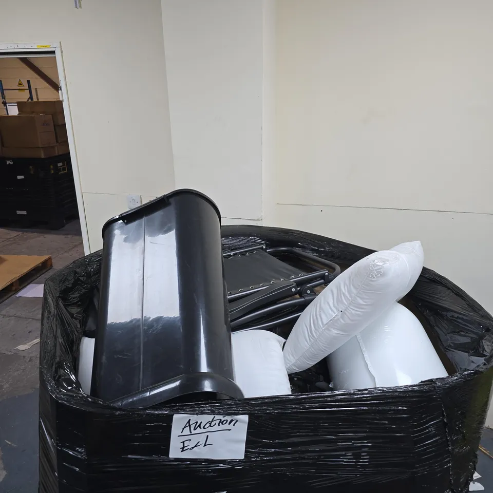 PALLET TO CONTAIN A LARGE AMOUNT OF ASSORTED HOUSEHOLD ITEMS TO INCLUDE PILLOWS, TOILET ROLLS ETC