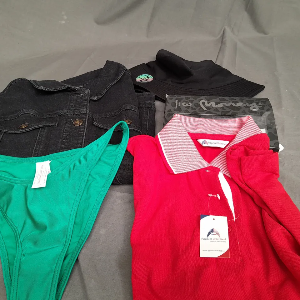 BOX OF APPROXIMATELY 25 ASSORTED CLOTHING ITEMS TO INCLUDE - HAT , BOXERS , POLO SHIRT ETC