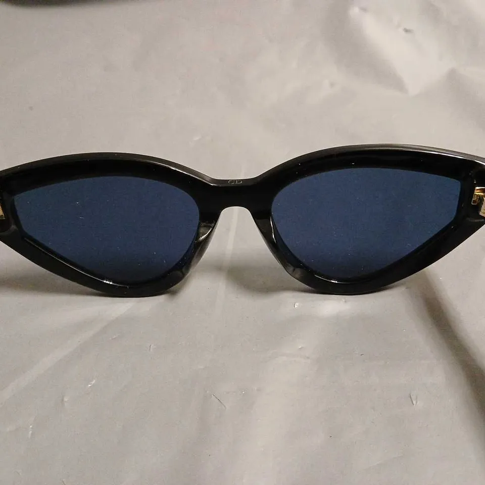 BOXED CHRISTIAN DIOR BLACK FRAMED GLASSES