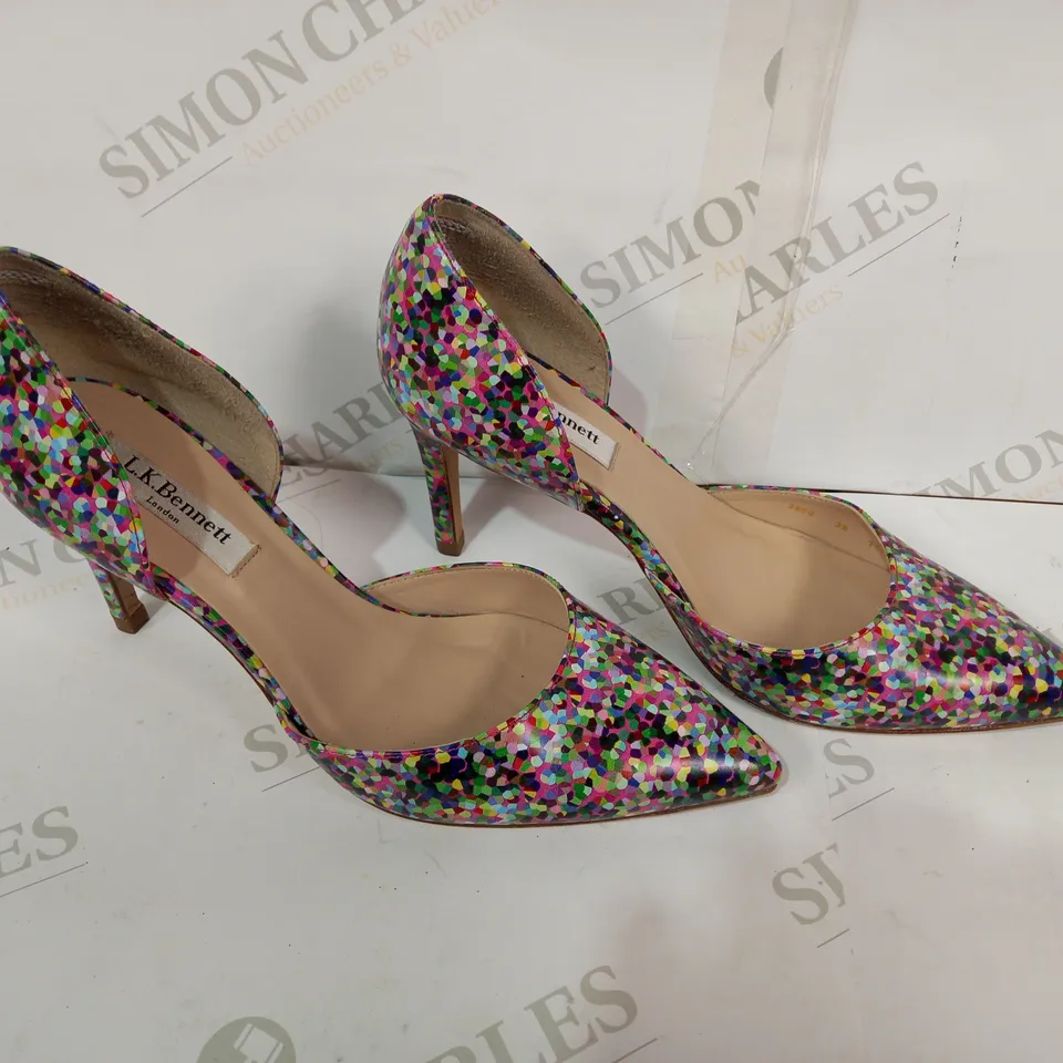 PAIR OF LK BENNETT MULTICOLOURED HIGH HEELS SIZE 38