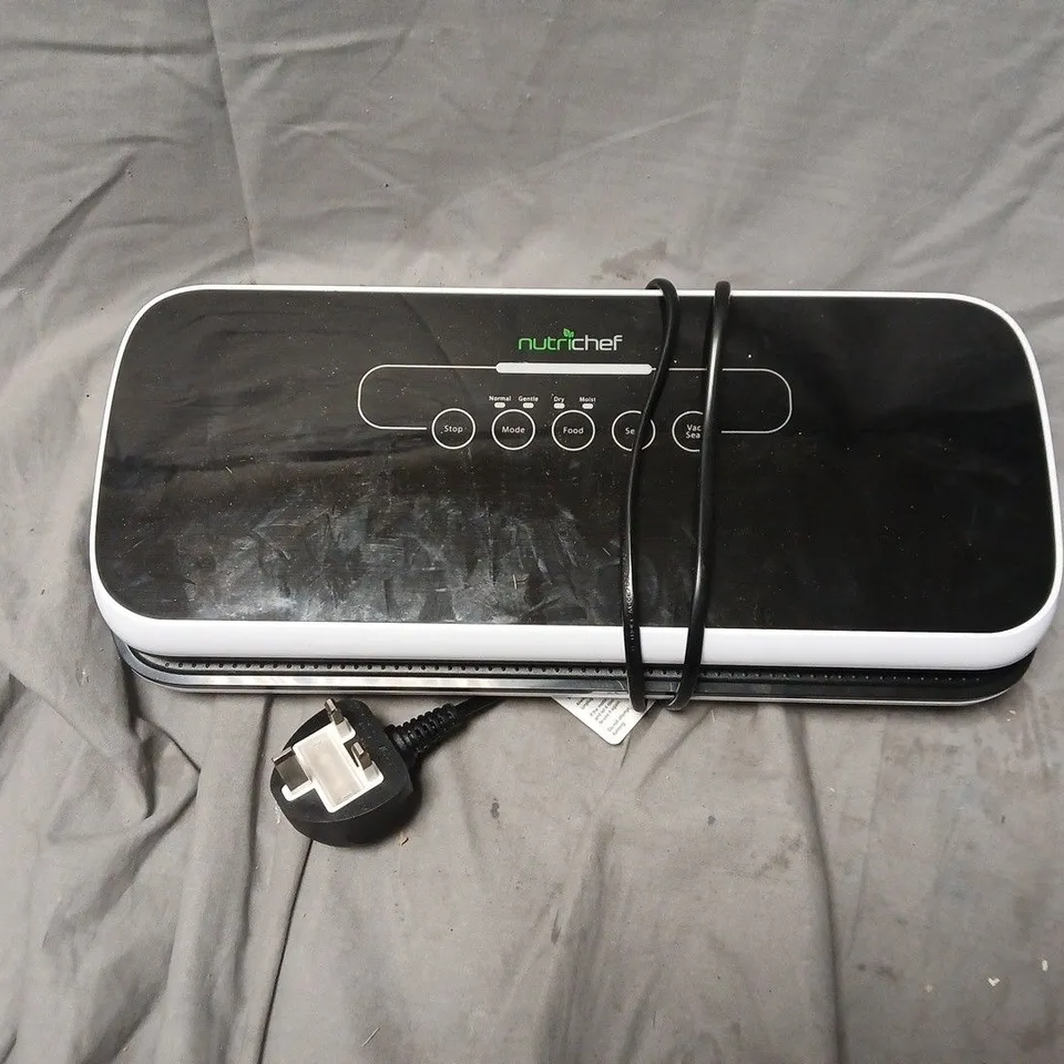 NUTRICHEF AUTOMATIC FOOD VACUUM SEALER (PKVS18BKUK)