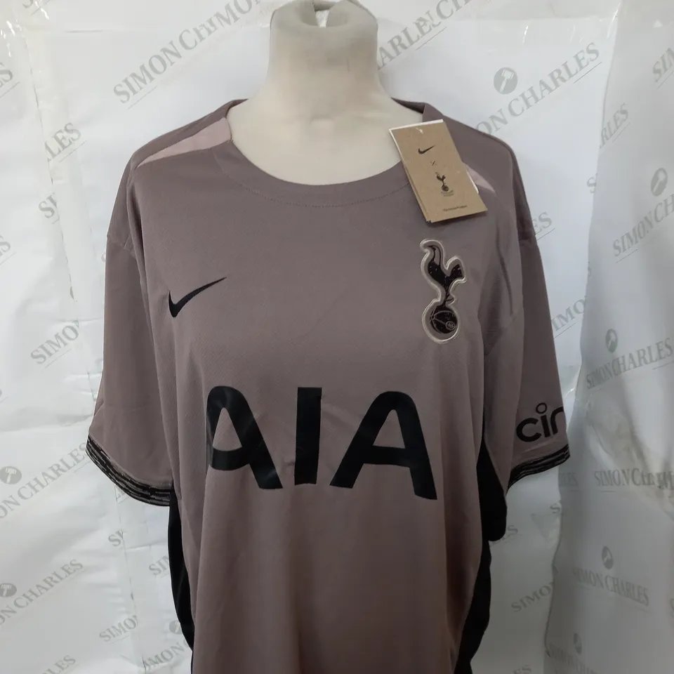 TOTTENHAM HOTSPURS AWAY SHIRT SIZE 3XL