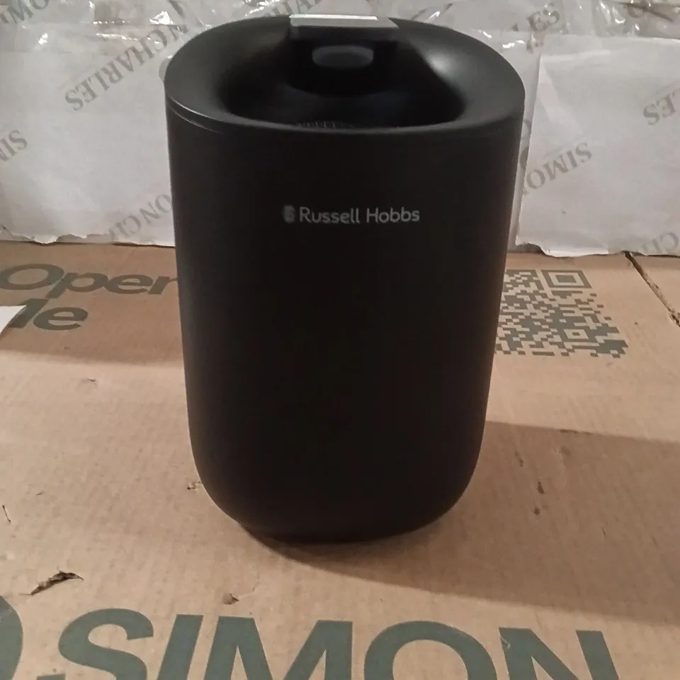 BOXED RUSSELL HOBBS DEHUMIDIFIER BLACK - RHDH1061B