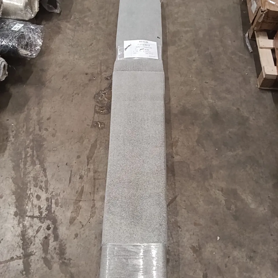 ROLL OF QUALITY TWIST HEATHERS APPROX SIZE: 2M X 4.00M