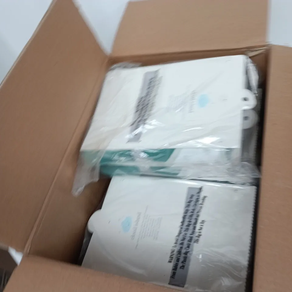BOX OF APPROXIMATELY 6 INFANT HOODED TOWELS PACK OF 6 