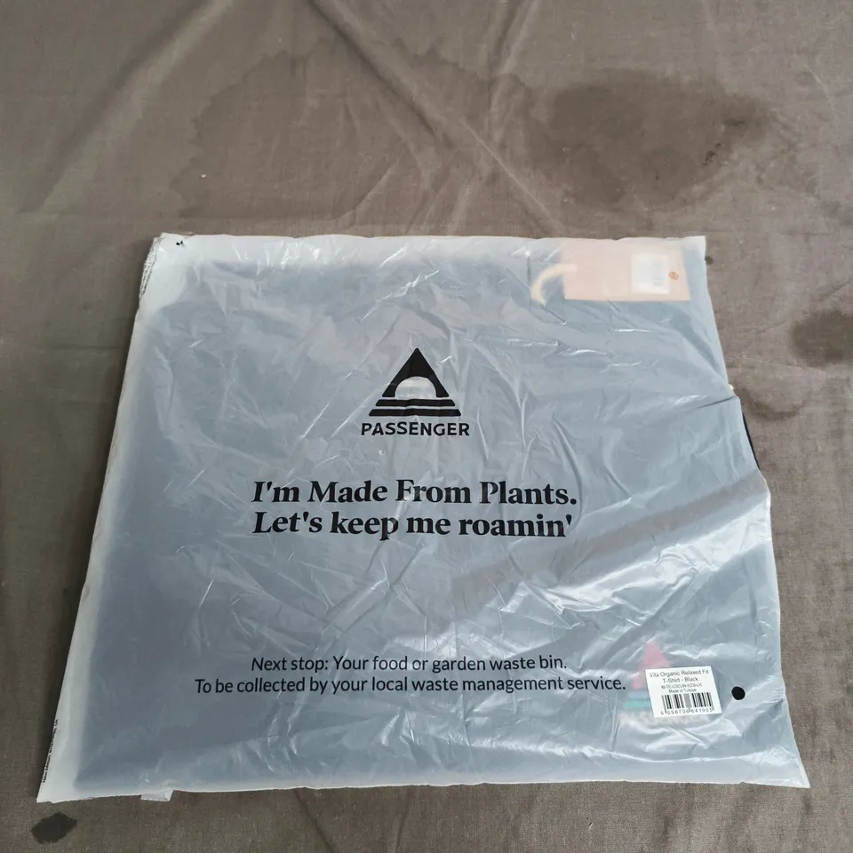 PASSENGER VITA ORGANIC RELAXED FIT T-SHIRT – BLACK, SIZE M (M-TE-U30JW-9208-LR)