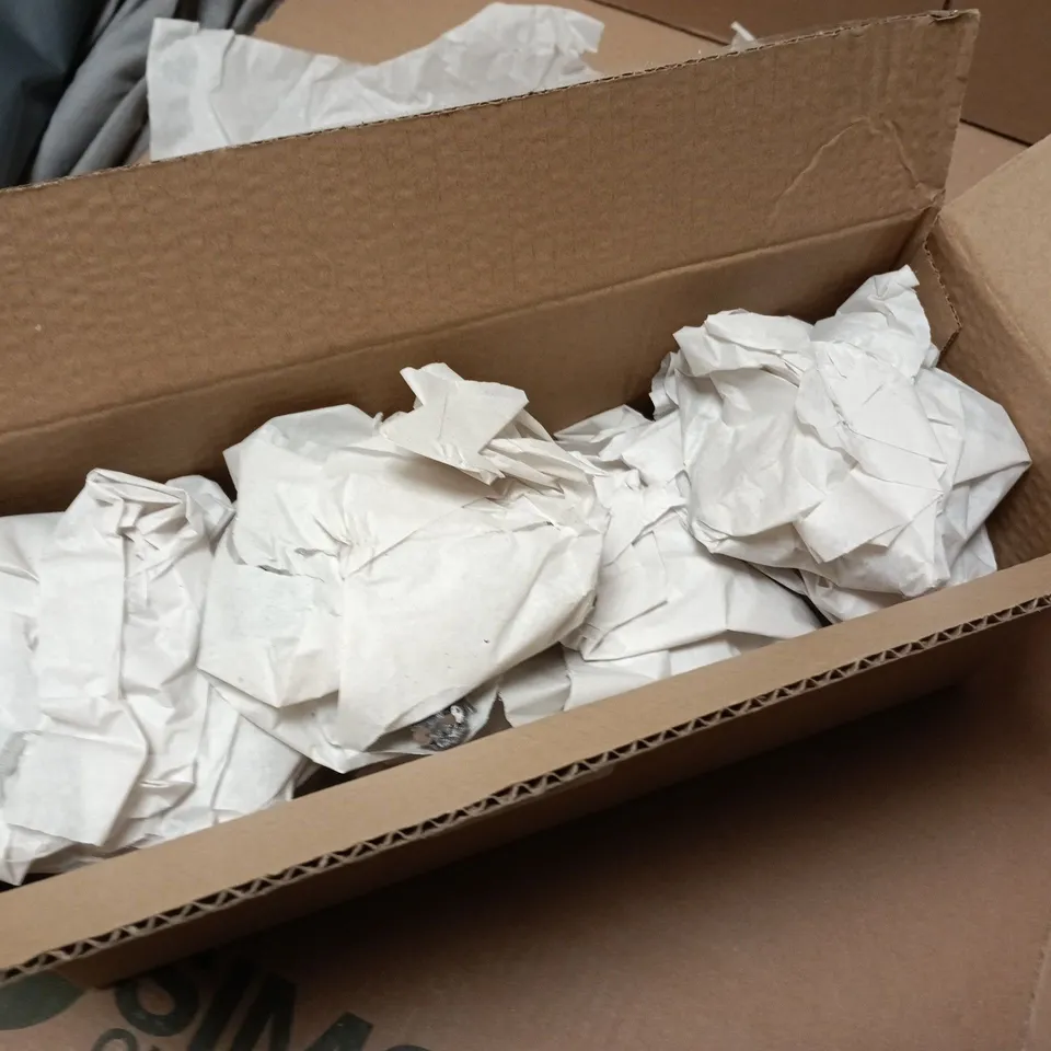 LOT OF 12 AS NEW GISELLA GRAHAM SEQUIN STAR HANGING TREE DECORATIONS