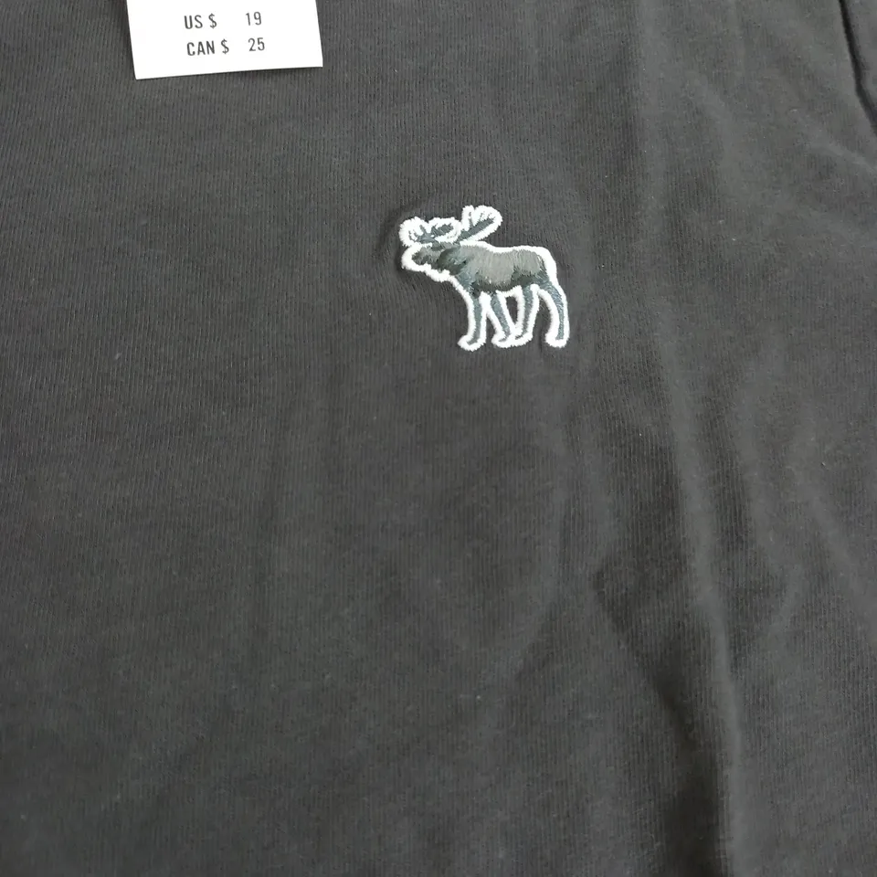 ABERCROMBIE & FITCH SOFT A&F TEE IN BLACK - SMALL