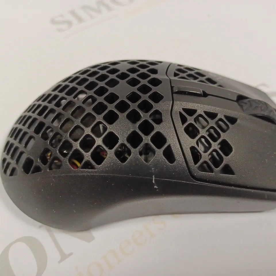 STEELSERIES AEROX 3 WIRELESS MOUSE