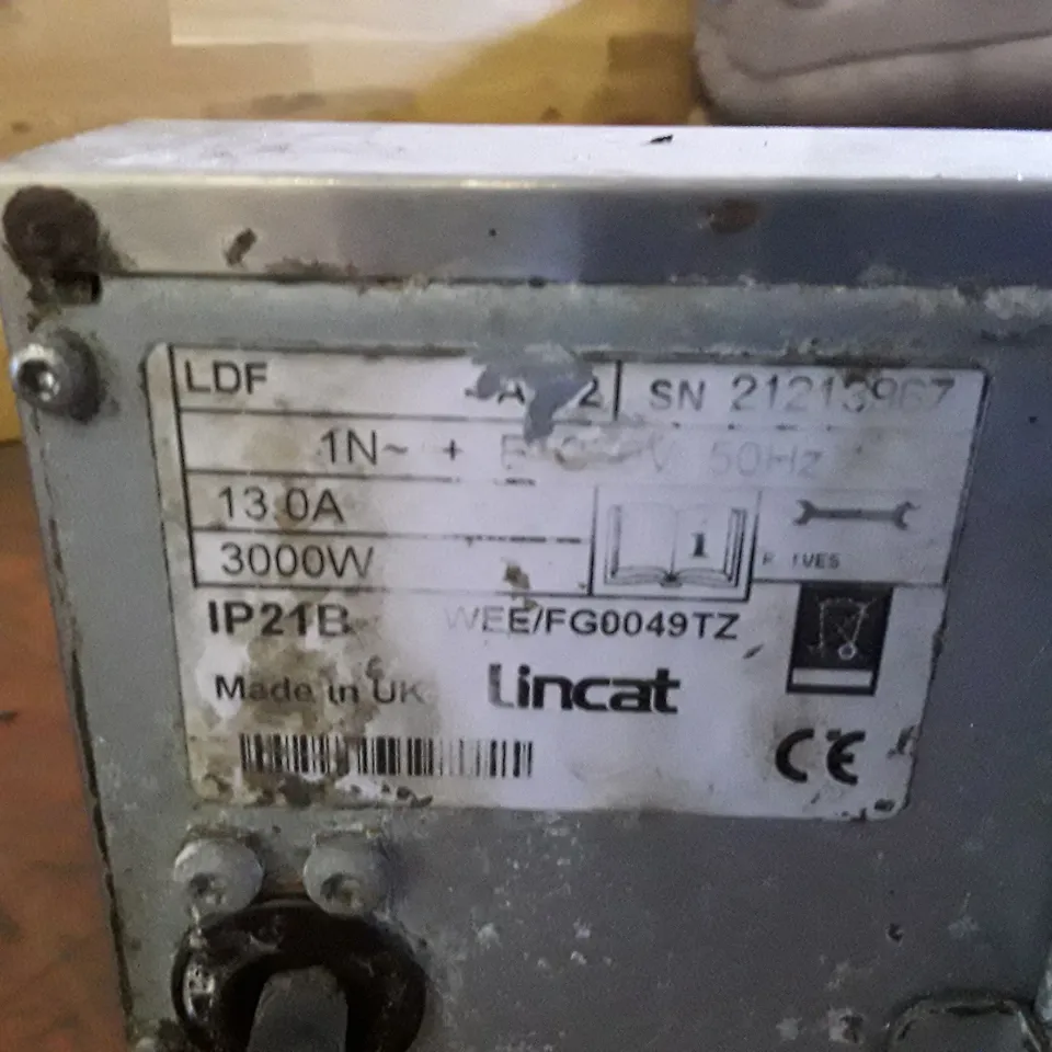 LINCAT IP21B COUNTER TOP FRYER