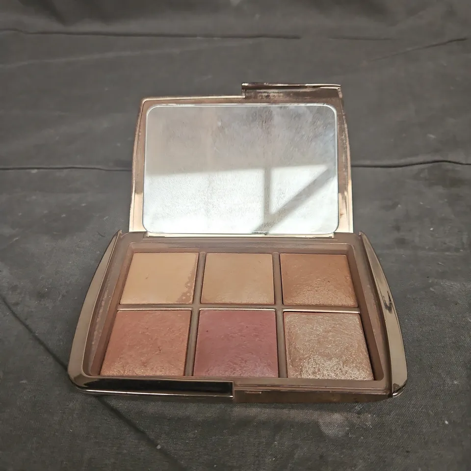 HOURGLASS AMBIENT LIGHTING EDIT UNLOCKED PALETTE
