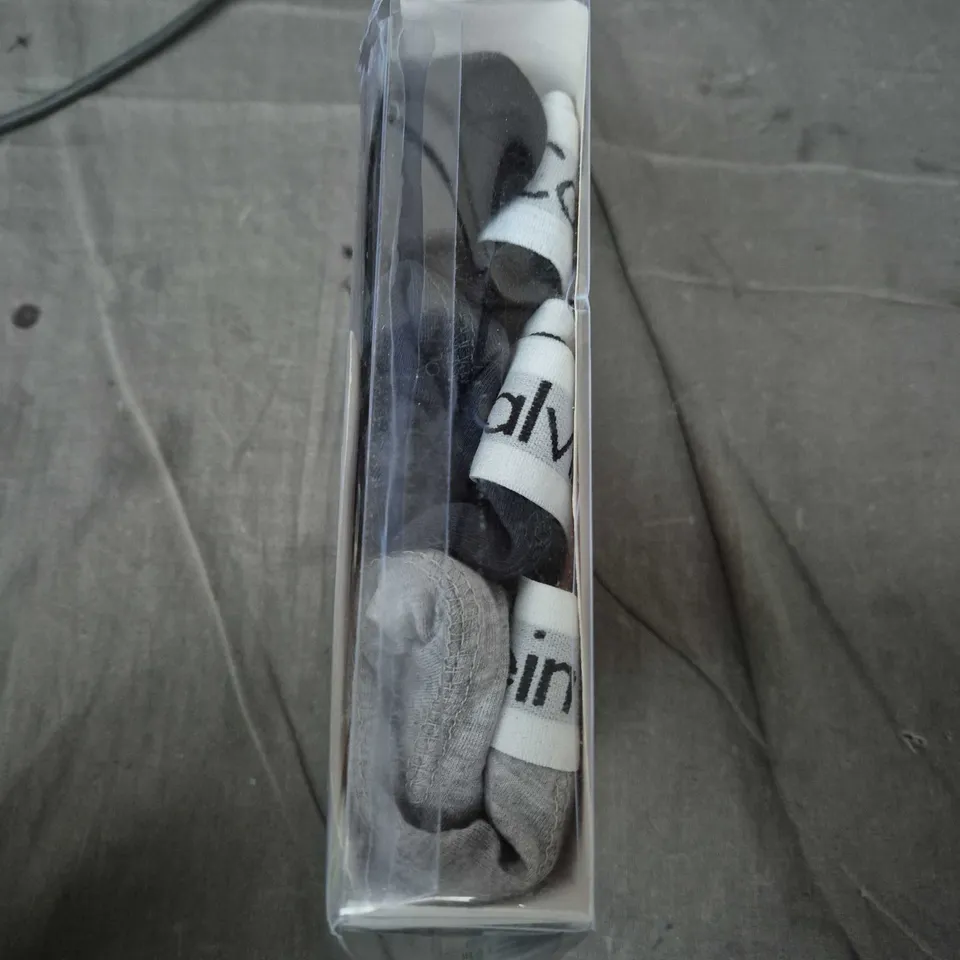 CALVIN KLEIN COTTON STRETCH LOW RISE TRUNKS – 3 PACK