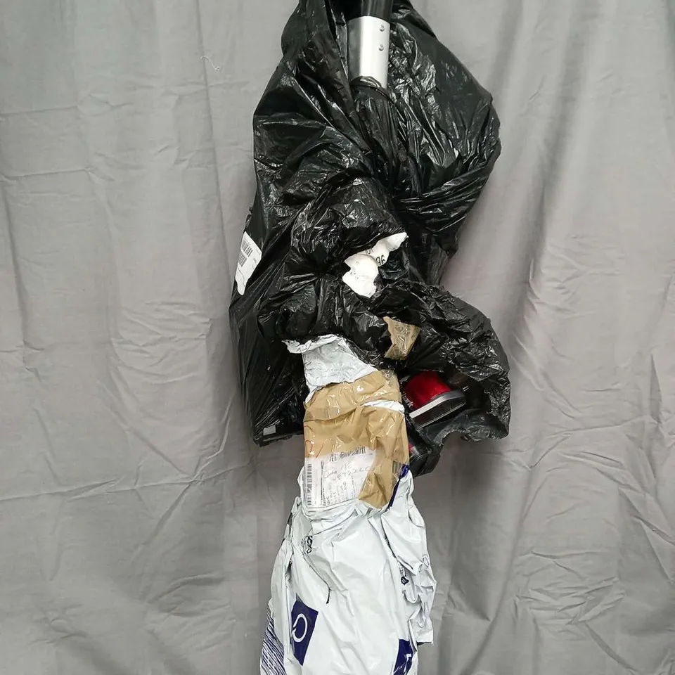 SHARK STRATOS ANTI HAIR WRAP PET PRO VACUUM CLEANER WITH ANTI ODOUR HZ3000UKT