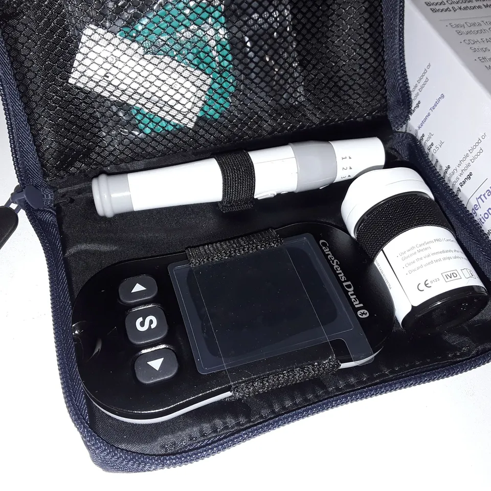 BOXED CARESENS DUAL BLOOD GLUCOSE MONITORING SYSTEM