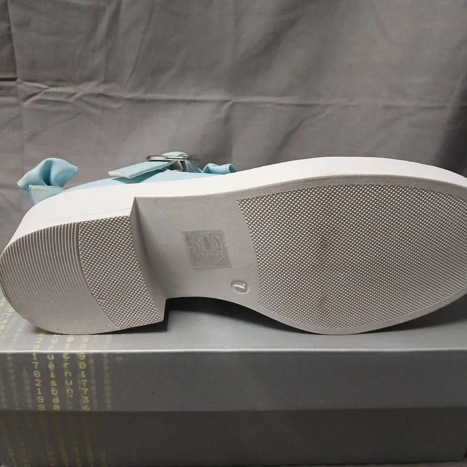 BOXED KOI FAIRY LACE DOILY MARY JANES – BABY BLUE, UK7